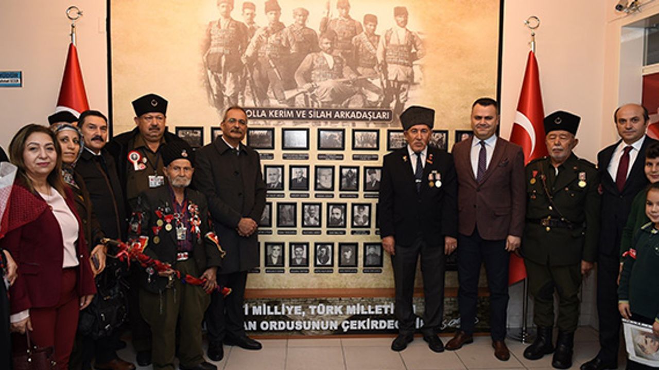 Tarsus'ta 'Kuvayi Milliye Köşesi' açıldı