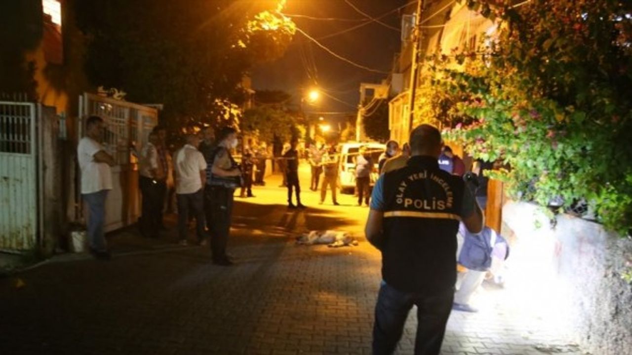 Adana'da iki aile arasında silahlı kavga: 6 yaralı