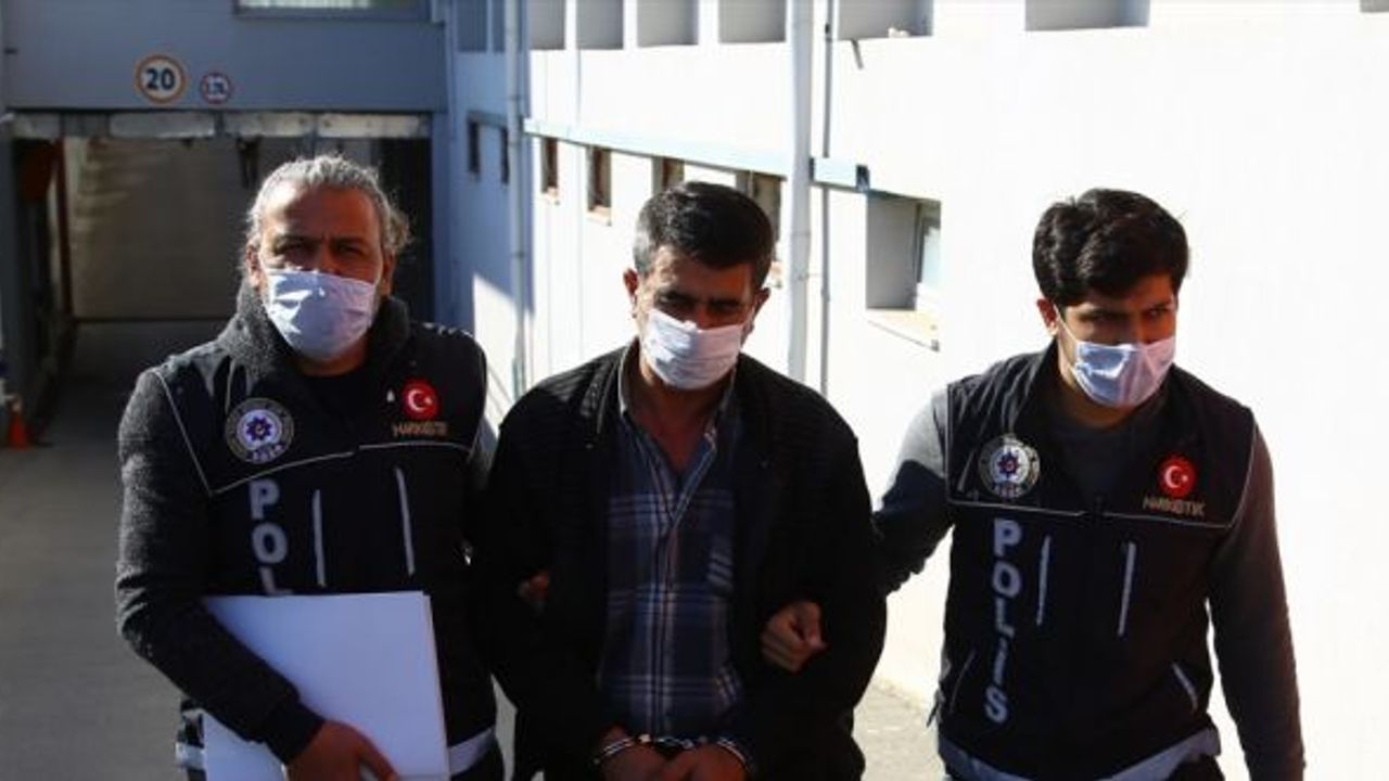 Adana'da 77 kilogram eroinin ele geçirildiği tırın sürücüsü tutuklandı