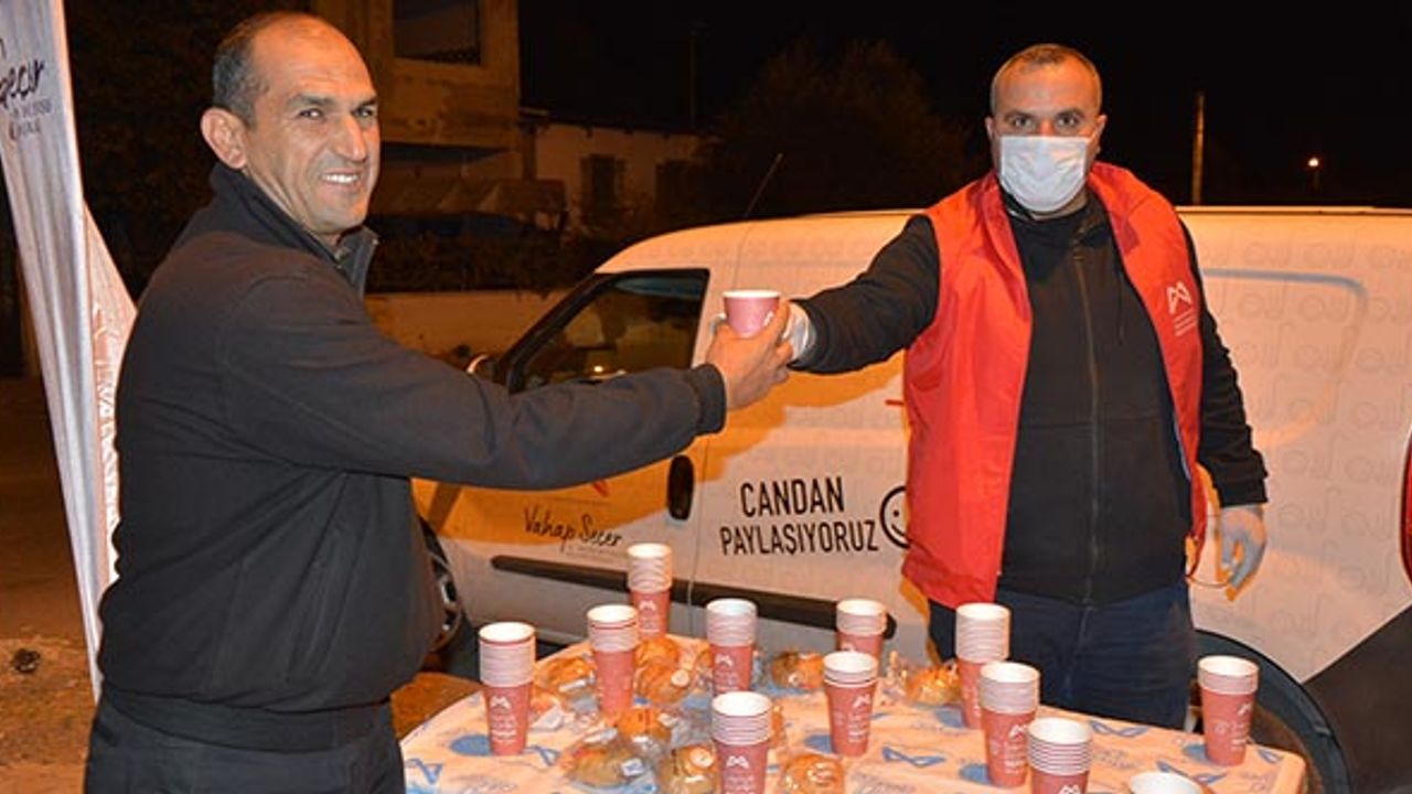 Güne, sıcak çorba ile başlıyorlar