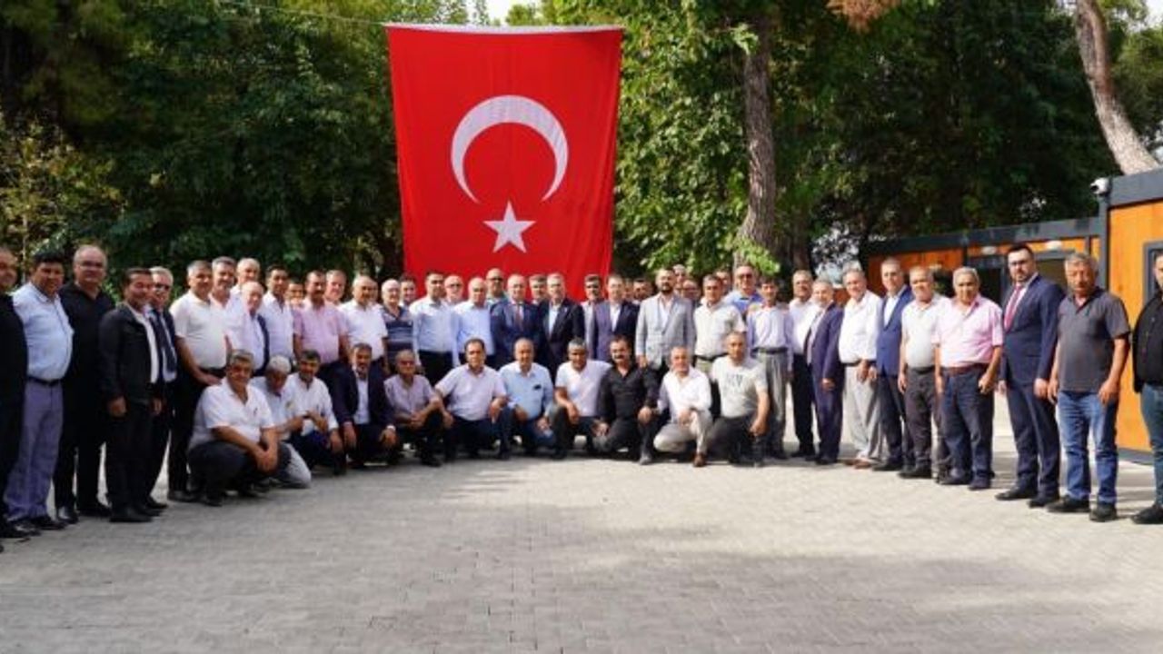 MHP MERSİN MİLLETVEKİLİ DR. LEVENT UYSAL ERDEMLİLİ MUHTARLARLA BULUŞTU