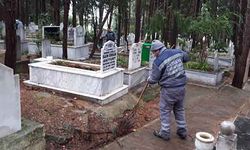 Mezarlıklarda kapsamlı temizlik