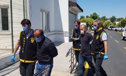 Adana'da evdeki ziynet eşyası bulunan çelik kasayı çaldıkları iddiasıyla 4 zanlı tutuklandı