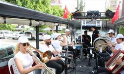 Antalya'da bayramda sokaklar mini konserlerle şenlenecek