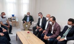 AK Parti Genel Başkan Yardımcısı Mahir Ünal'dan şehit ailesine ziyaret