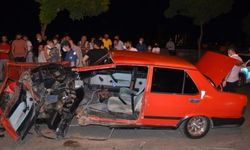 İkiye bölünen otomobilden sağ kurtuldu