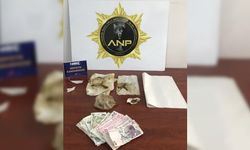 Polis operasyonu sırasında uyuşturucuyu banyo giderine döken şüpheli kadın tutuklandı