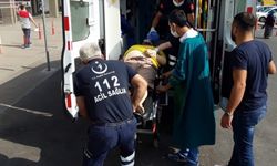 Adana'da berber kalfası iş yerinde uğradığı silahlı saldırıda ağır yaralandı