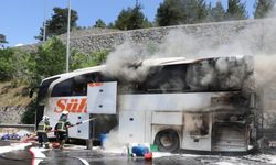 Adana'da seyir halindeki yolcu otobüsünde yangın