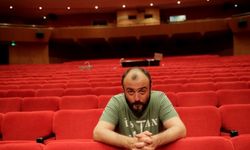 Antalya Şehir Tiyatroları "Takıntılar" ile perdelerini açacak