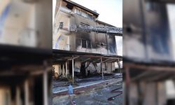Manavgat'ta beyaz eşya deposunda çıkan yangın hasara neden oldu