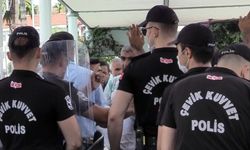 Mersin'de dolmuşçuların "ek güzergah" eylemine polis müdahalesi