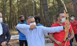 Antalya Valisi Yazıcı, Alaaddin Keykubat Kampı'nda gençlerle buluştu