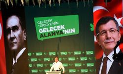 Gelecek Partisi Genel Başkanı Davutoğlu, partisinin Alanya ilçe binasını açtı: