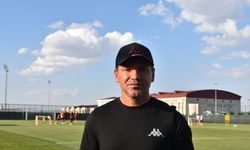 Teknik direktör Tamer Tuna: "Hedefi daha da büyüyen bir Antalyaspor izlettirmek istiyoruz"