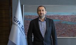 Türk Telekom CEO'su Ümit Önal: "Mükerrer yatırım yapmayalım, milletin parasını çarçur etmeyelim"