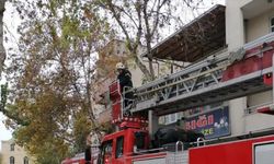 Kahramanmaraş'ta bir evin çatısında çıkan yangın söndürüldü