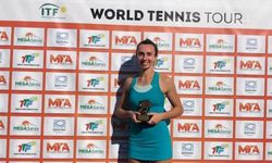 Milli tenisçi İpek Öz, Antalya'da şampiyon