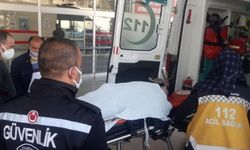 Kozan'da elektrik akımına kapılan işçi hastaneye kaldırıldı
