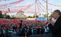 Cumhurbaşkanı Erdoğan: "Heveslerini kursaklarında bırakarak yürüyoruz!"