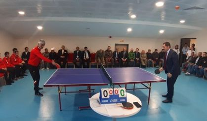 Ardahan’da “Engelleri El Ele Aşalım Projesi” kapsamında masa tenisi turnuvası düzenlendi