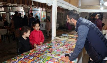 Eyüpsultan’da ’Çocuk Kitapları Festivali’ne yoğun ilgi