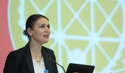 Trakya Üniversitesinde, “Kamu Hayatında Türk Kadını” konuşuldu