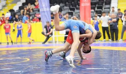 Mersin Ülkü Ocakları’ndan “Alparslan Türkeş Güreş Turnuvası”