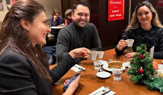 Türk Kahvesinin enfes kokusu Londra’yı sardı