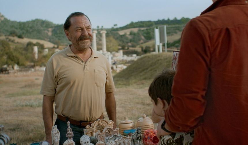 Define peşinde bir içsel çöküş hikayesi: “Hakkı”