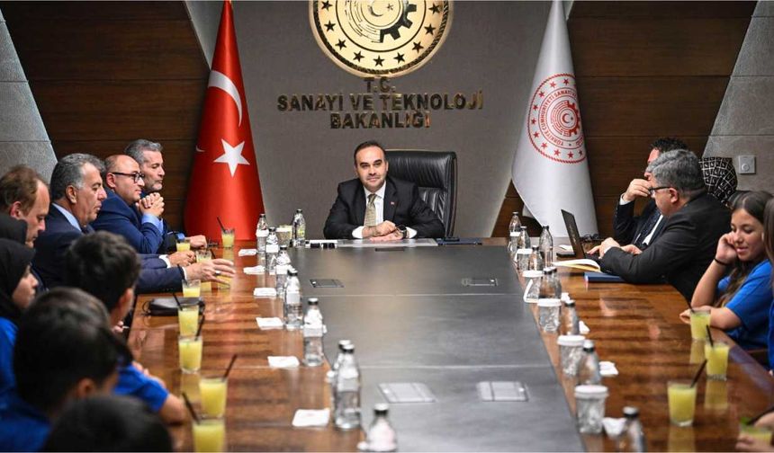 Teknoyörükler Ata’nın huzurunda! Bakan’dan Erdemli’ye müjde!